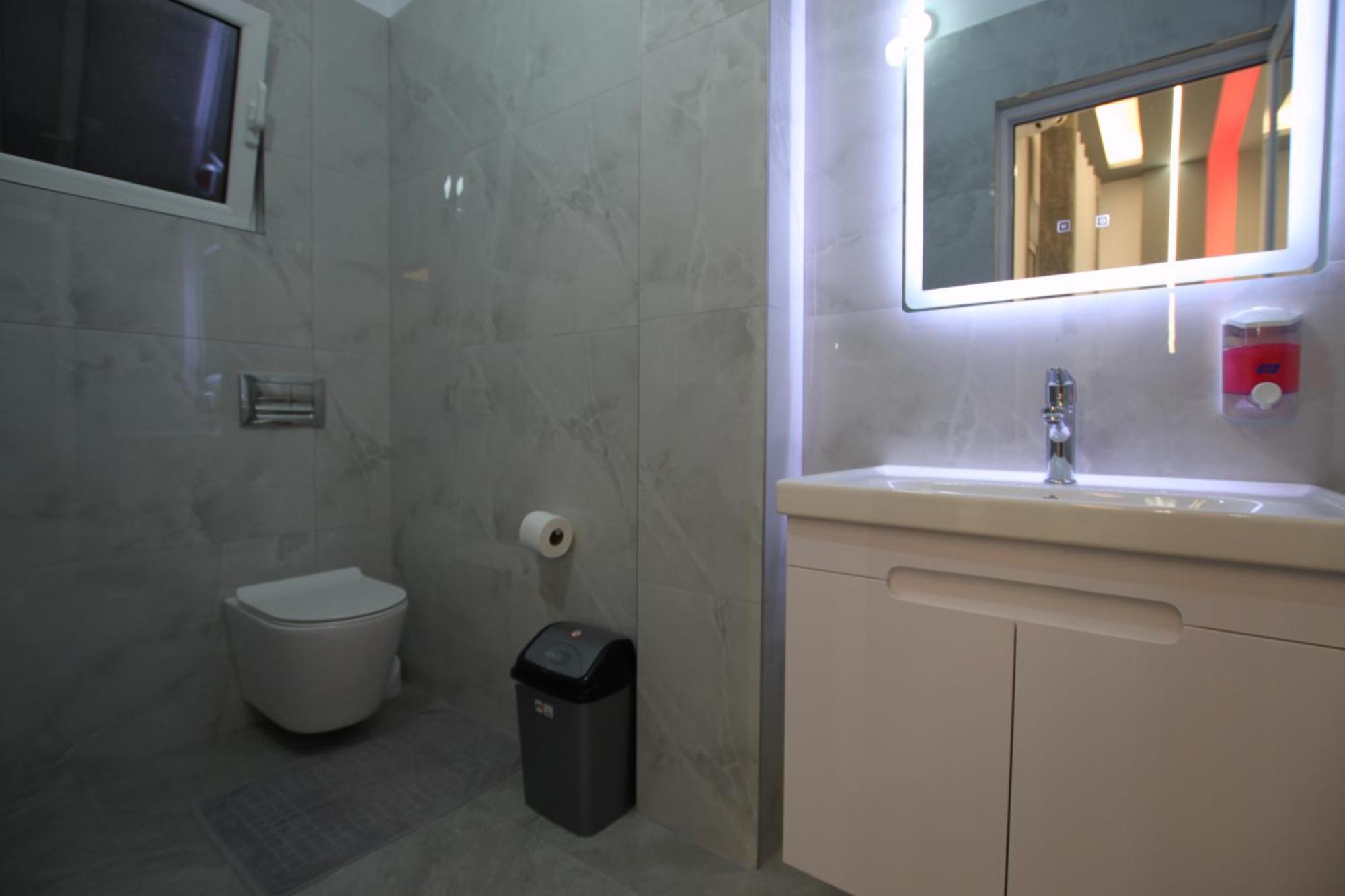 Vila Roxhest Sarande Exterior photo