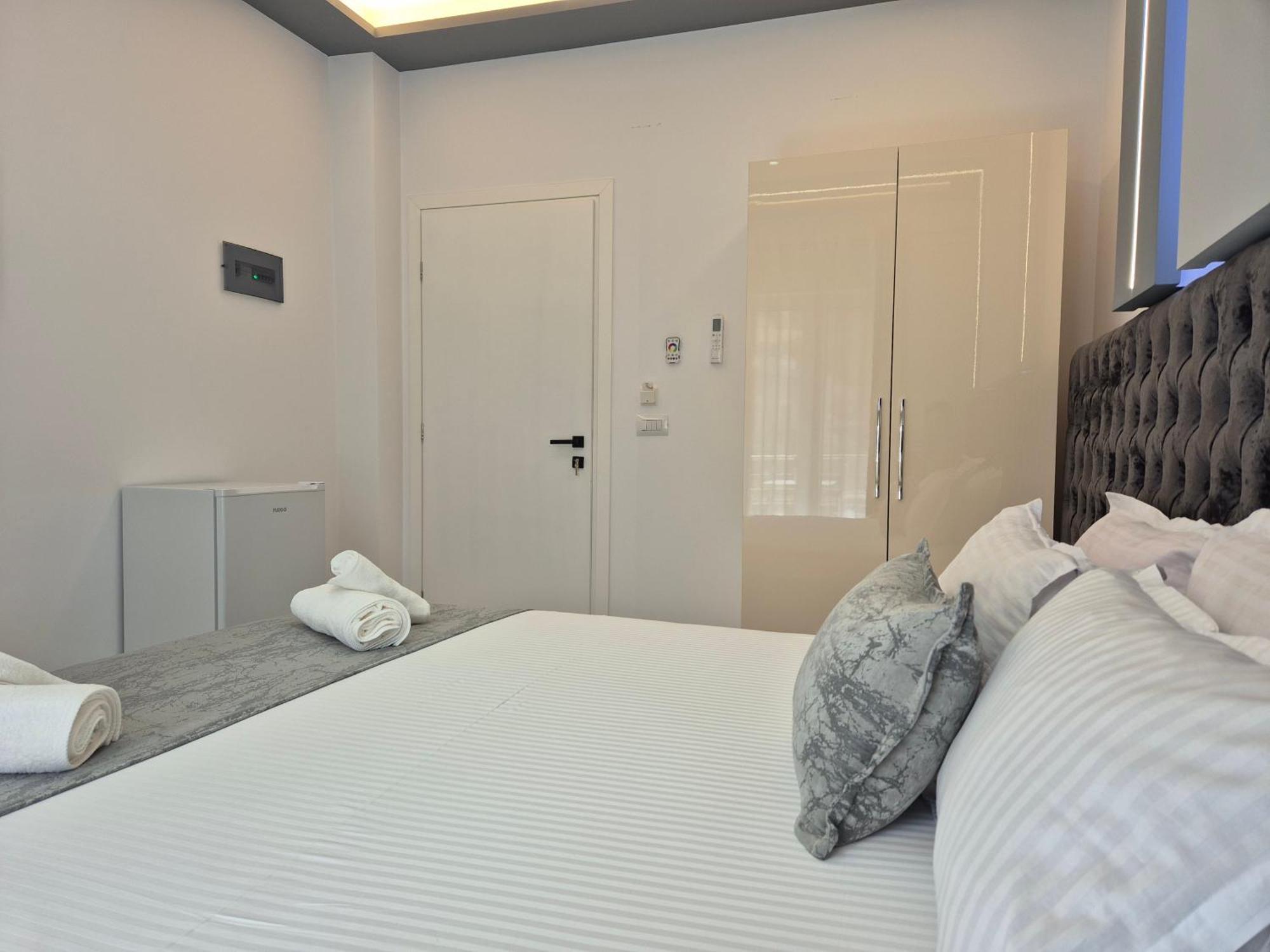 Vila Roxhest Sarande Exterior photo
