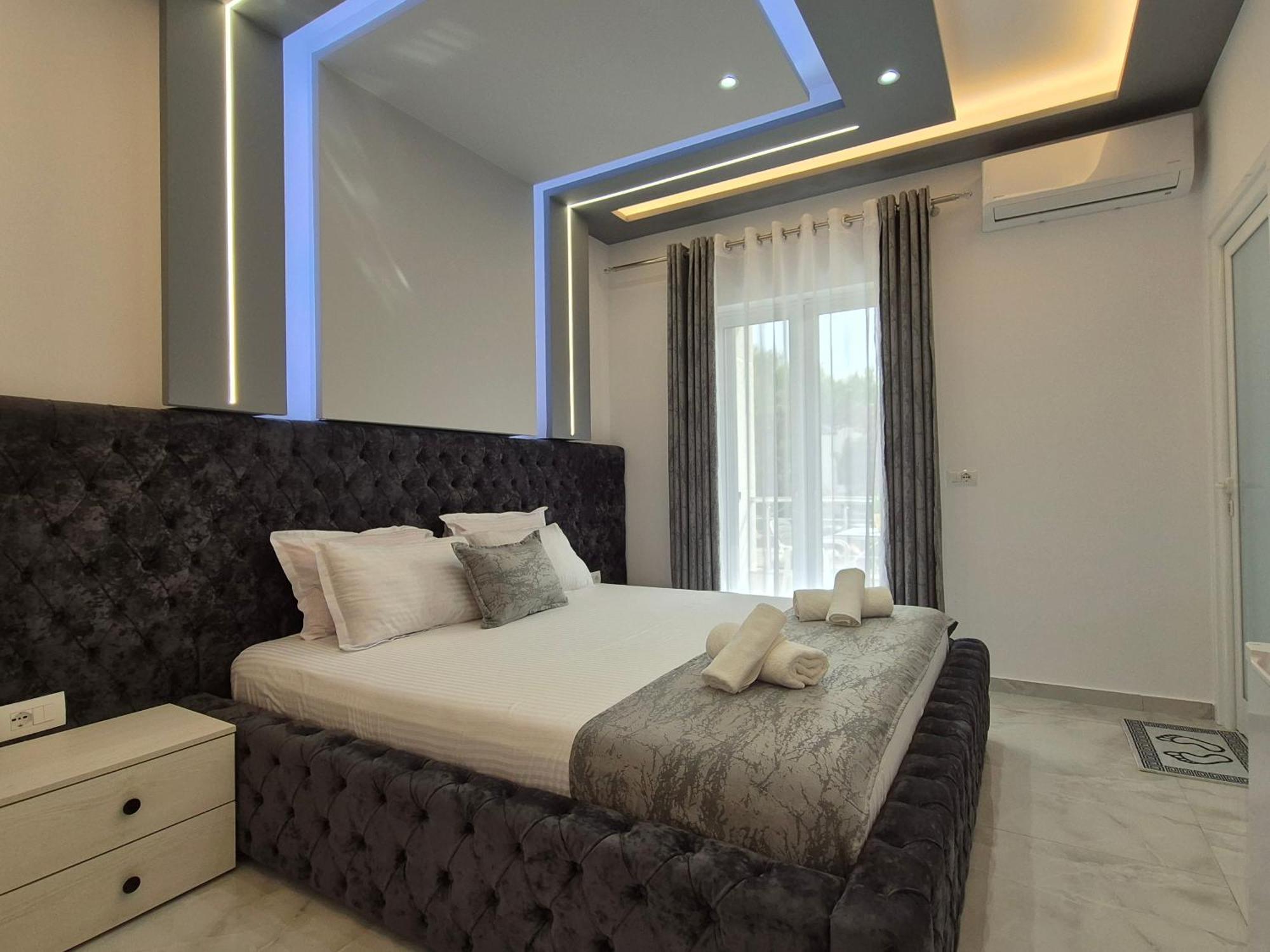 Vila Roxhest Sarande Exterior photo