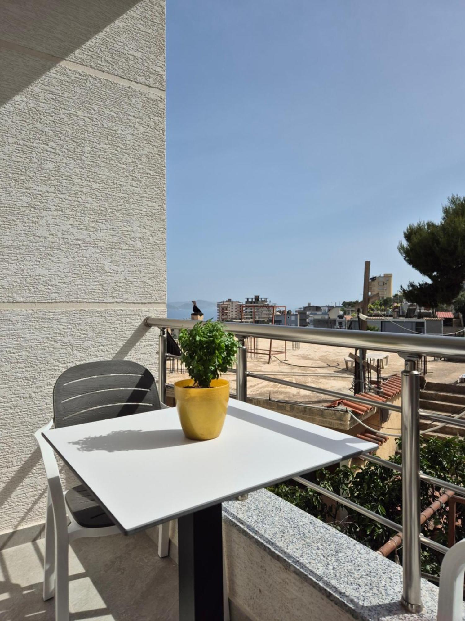 Vila Roxhest Sarande Exterior photo
